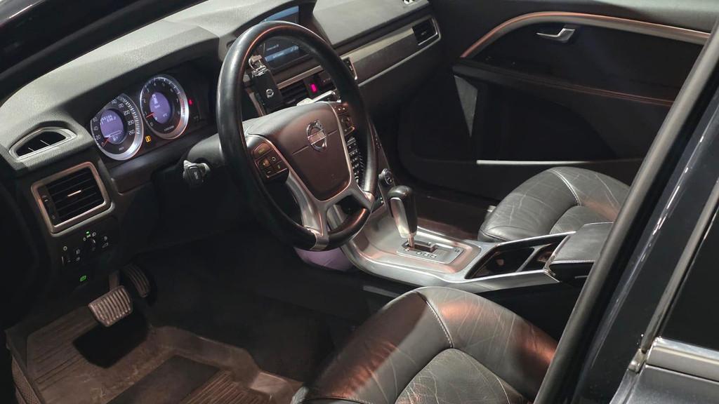 Volvo V70 1.6 T4 Limited Edition | Automaat | Leder | Trekha, Euro 5, Gebruikt, 4 cilinders, 179 pk