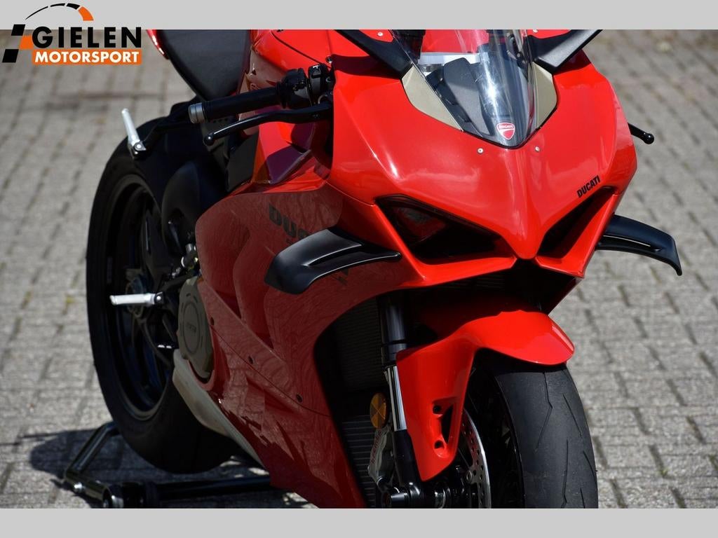 DUCATI PANIGALE V4 Fase 2 2020 6000 km, Motoren, DUCATI, 4 cilinders, Motorrijbewijs A, Bedrijf