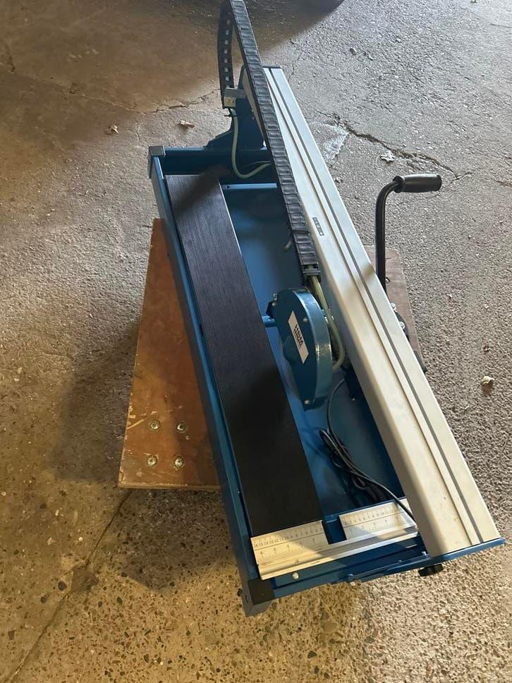 HBM Tegelzaagmachine - Tegelsnijder - 1200 mm.- 1200W, Ophalen, Overige typen, Nieuw, 30 tot 70 mm