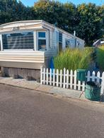 Comfortabele stacaravan met ruime buitenplaats