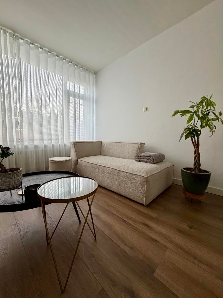 Hoekbank creme Wehkamp, Ophalen