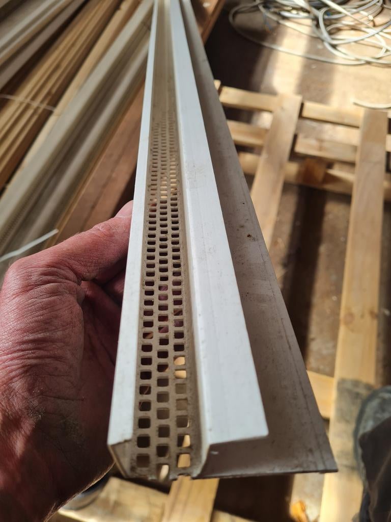 Eindprofiel kunstof schroten, Ophalen, Ventilator en Afzuiger