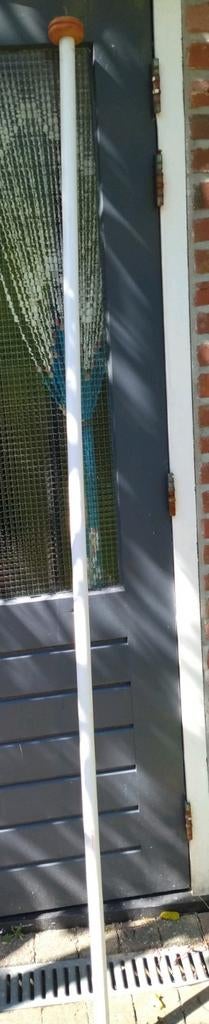 Vlaggenstok van hout met houten dop en haakje voor de vlag, Diversen, Vlaggen en Wimpels, Ophalen