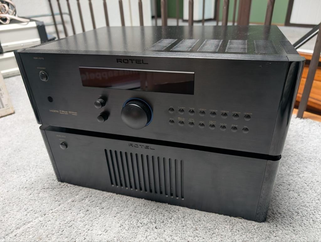 Rotel RSP1570 Pre amplifier, Ophalen of Verzenden