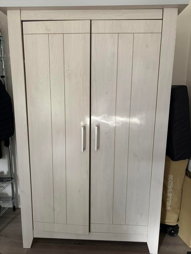 Kast + peuterbed & matras, Ophalen, Zo goed als nieuw, 50 tot 75 cm, 150 tot 200 cm