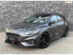 Ford Focus Wagon 2.3 EcoBoost ST-3 Pano|Head-up|B&O|Launch C, Gebruikt, 4 cilinders, 2300 cc, Origineel Nederlands