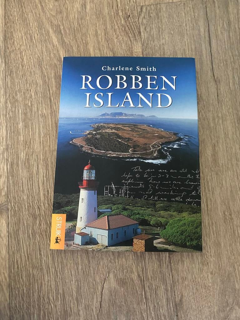 Robben Island - Charlene Smith (Engels), Boeken, Reisgidsen, Zo goed als nieuw, Reisgids of -boek, Afrika, Overige merken, Ophalen of Verzenden