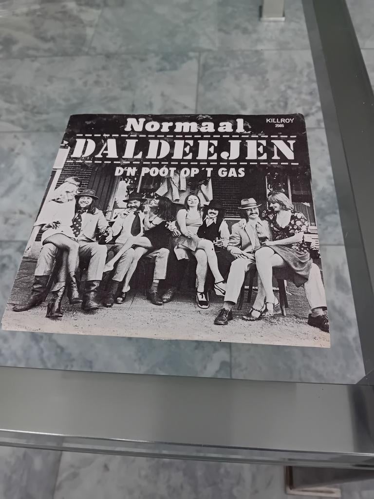 Nederbeat,Normaal,Daldeejen., Ophalen of Verzenden, Zo goed als nieuw