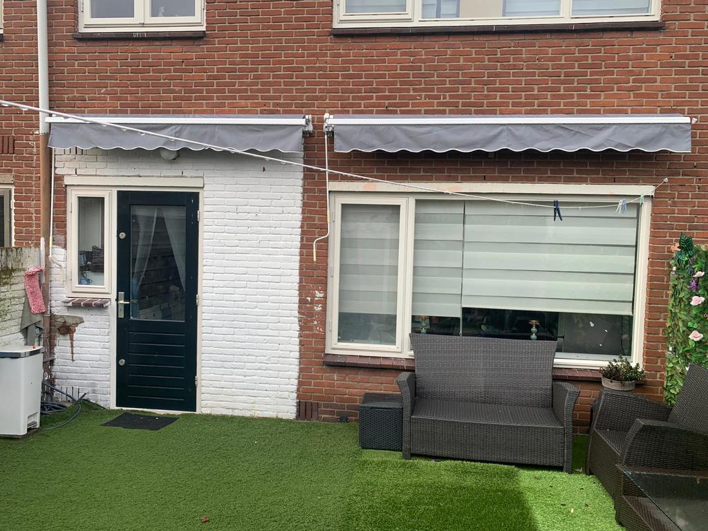 2 zgan zonneschermen (2m en 3m) – handbediening, Tuin en Terras, Zonneschermen, Ophalen, Zo goed als nieuw, Knikarmscherm