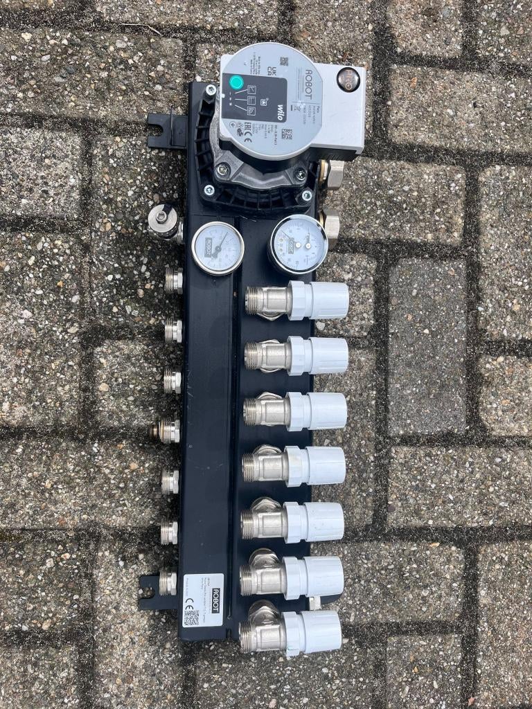 ROBOT vloerverwarming verdeler, 7 groeps, goede staat!, Doe-het-zelf en Verbouw, Verwarming en Radiatoren, Ophalen, Minder dan 60 cm