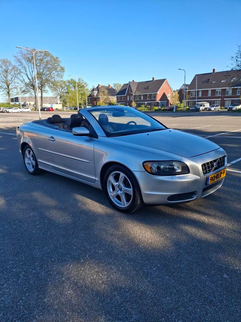 Volvo C70 2.5 T5 Geartronic 2006 Grijs, Auto's, C70, Cabriolet, 4 stoelen, 2521 cc