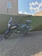 Suzuki V-Strom 650 2010 | 42.786 km | Kofferset | Vol opties, Handvatverwarming, 2 cilinders, Particulier, Meer dan 35 kW