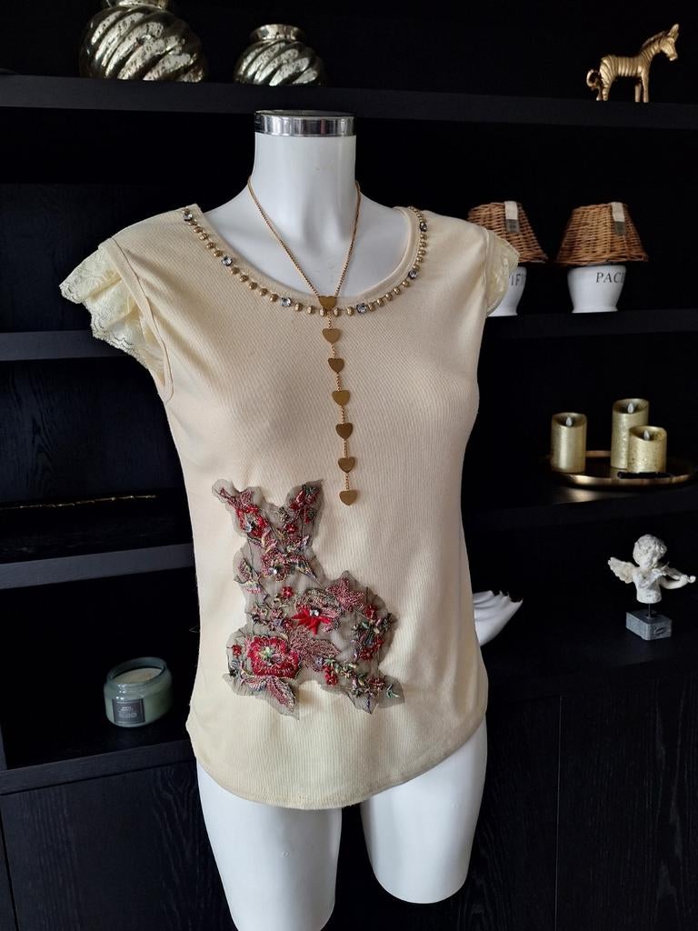 Shirt met applicatie. 38 40, Ophalen of Verzenden, Zo goed als nieuw, Maat 38/40 (M), Korte mouw