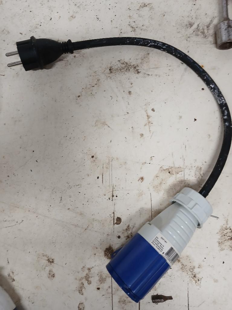 Stroomkabel verloopstuk caravan, Ophalen of Verzenden, Gebruikt