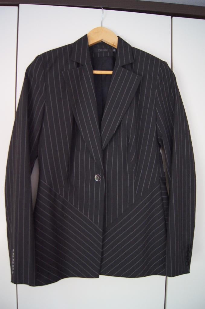 Zwart 3-delig krijtstreep pak maat 38, Kleding | Dames, Maat 38/40 (M), Kostuum of Pak, Folio, Zwart