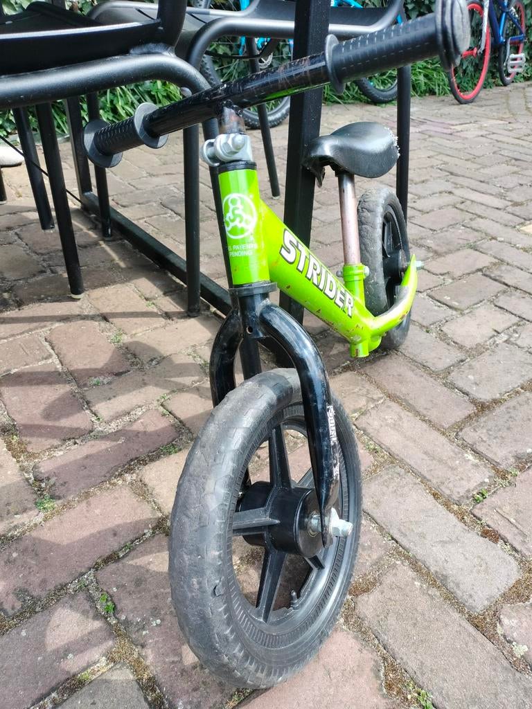 Strider loopfiets groen - perfect voor jonge avonturiers, Fietsen en Brommers, Fietsen | Kinderfietsjes, Gebruikt, 16 tot 20 inch