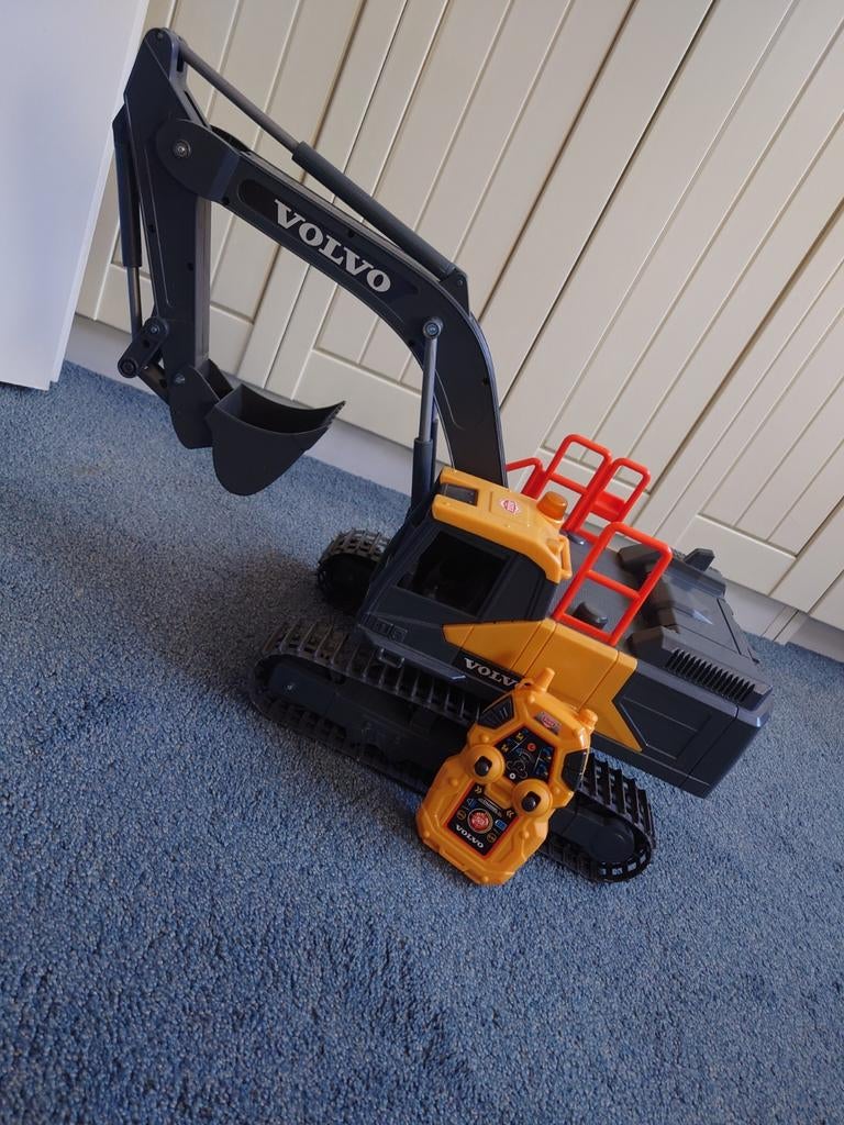 Volvo Graafmachine met afstandsbediening, Ophalen of Verzenden, Zo goed als nieuw