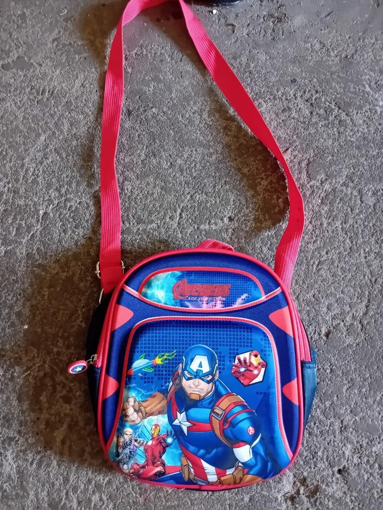 Avengers Kinder Rugtasje - Captain America Design, Gebruikt, Minder dan 30 cm, Disney of Dora, Ophalen of Verzenden
