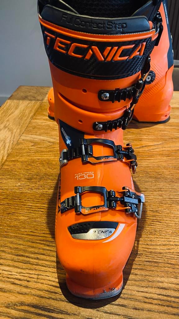 Tecnica Mach 1 MV skischoenen Flex 130, maat 27.0-27.5, Gebruikt, 100 tot 140 cm, Schoenen, Skiën