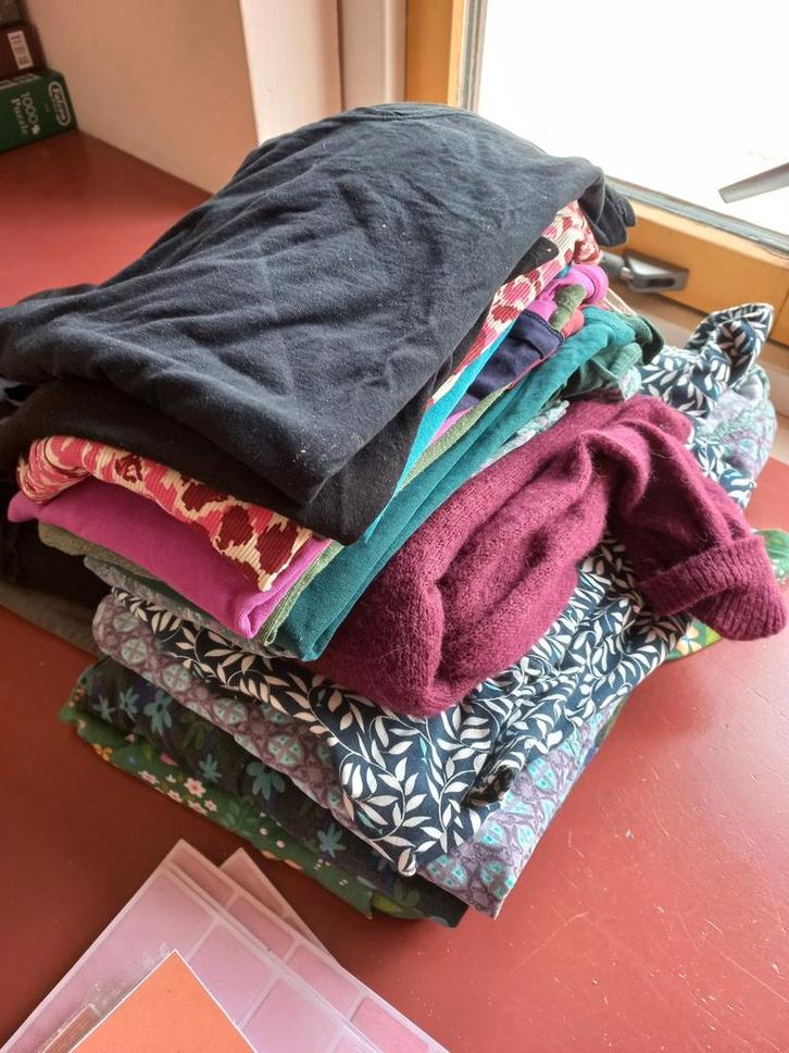 Stapel mooie rommelmarktspullen! Tante betsy kleren, puzzels, Diversen, Rommelmarktspullen, Nieuw, Ophalen