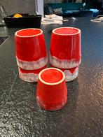 Costa Nova rode mokjes - set van 3, Huis en Inrichting, Keuken | Servies, Ophalen of Verzenden, Zo goed als nieuw, Effen, Kop(pen) en/of Schotel(s)