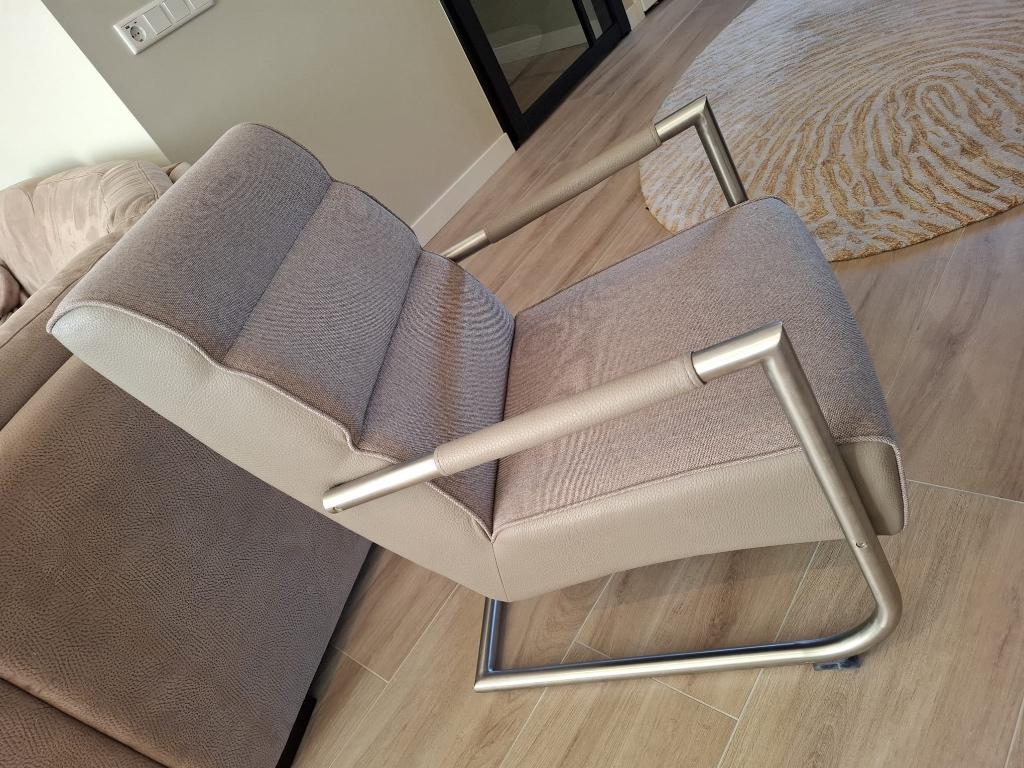 Xooon fauteuil stoel leer stof beige, Huis en Inrichting, Ophalen, 75 tot 100 cm, Zo goed als nieuw, Leer
