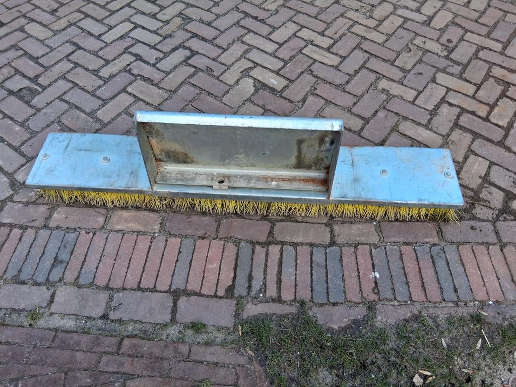 Bezem voor Knikmops 90, Ophalen of Verzenden