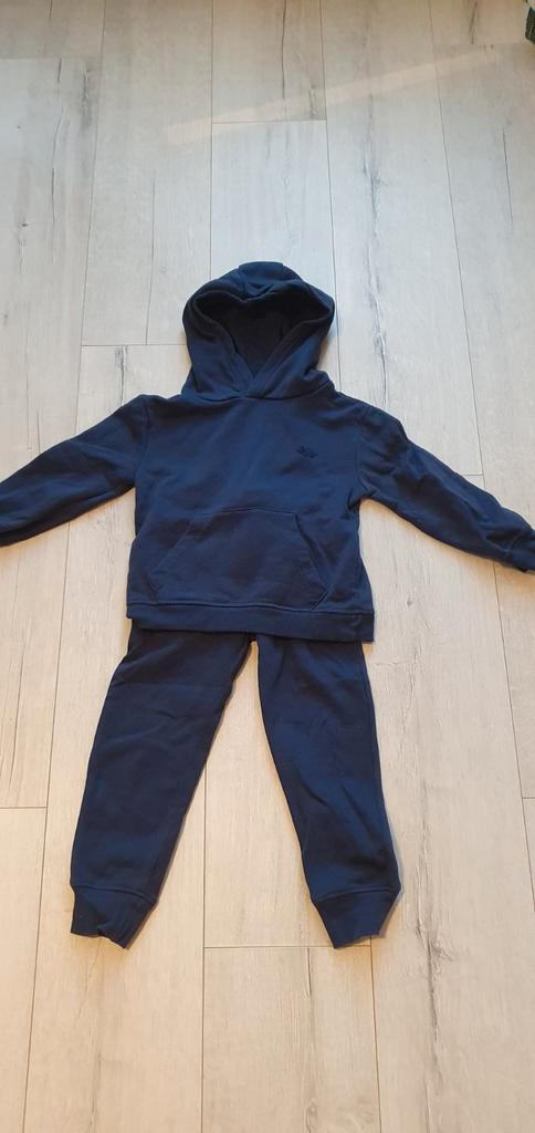 Primark trainingspak maat 104, Kinderen en Baby's, Kinderkleding | Maat 104, Gebruikt, Jongen of Meisje, Setje, Ophalen of Verzenden