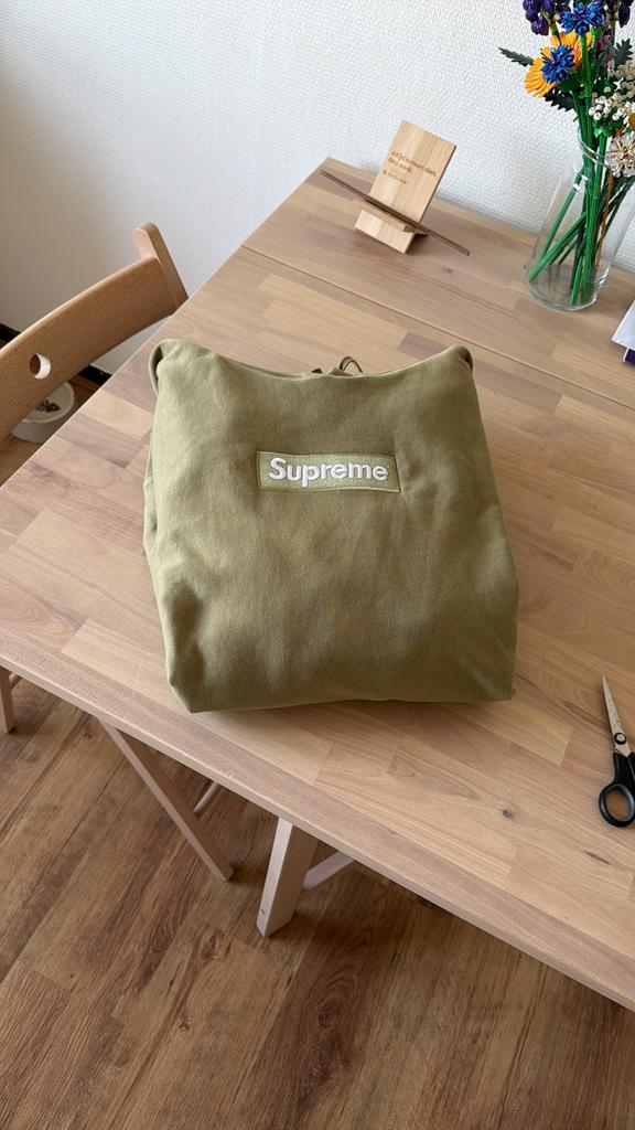 Supreme box logo hoodie (fw25), Kleding | Heren, Truien en Vesten, Ophalen of Verzenden, Nieuw, Maat 56/58 (XL), Groen