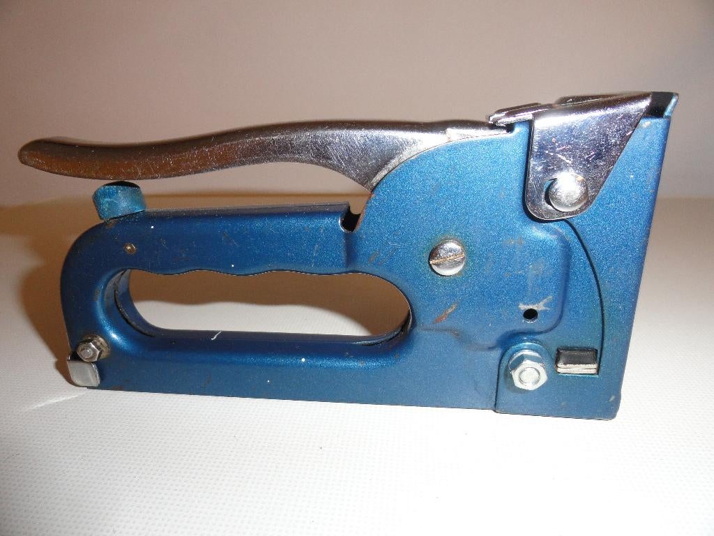 tacker / nieter, Ophalen, Gebruikt