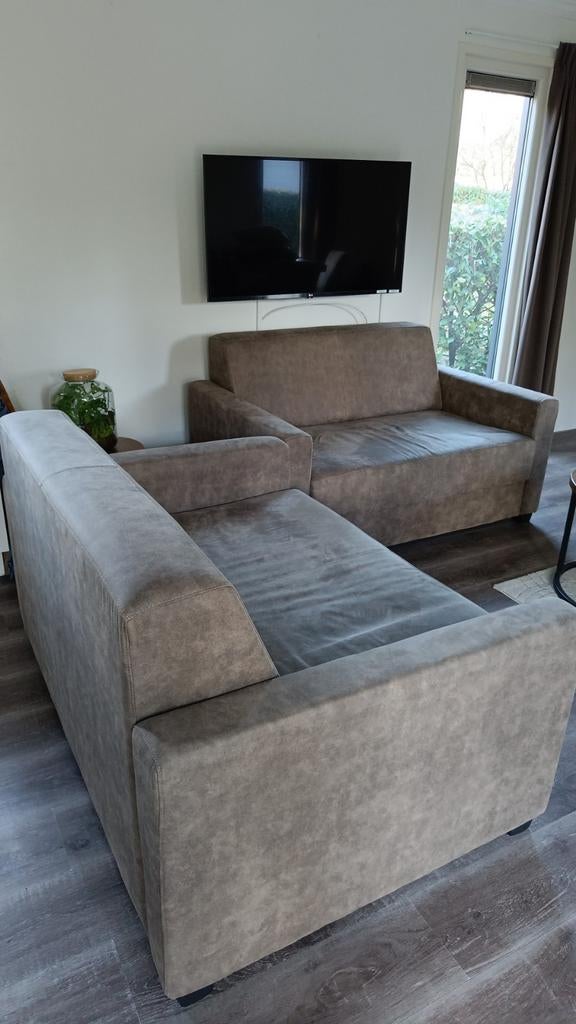 Complete inboedel vakantiehuis: banken, tafel, stoelen, etc., Ophalen, Gebruikt, Overige materialen