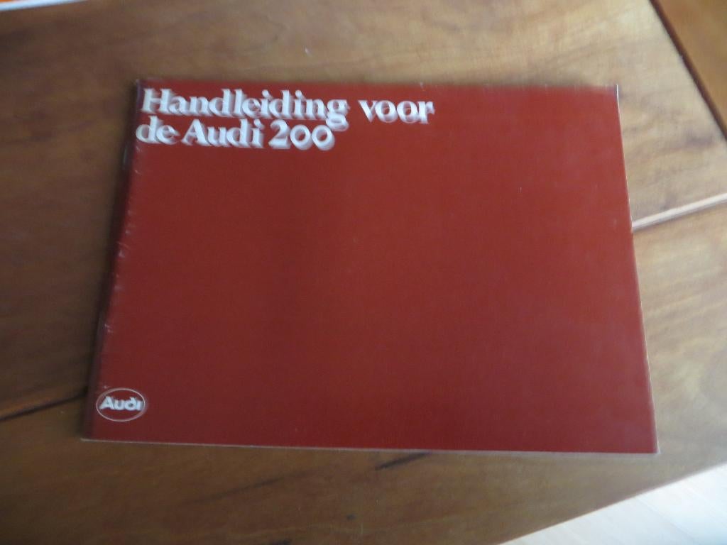 Instructieboek Audi 200 1980, zeer mooi!, Auto diversen, Handleidingen en Instructieboekjes, Ophalen of Verzenden