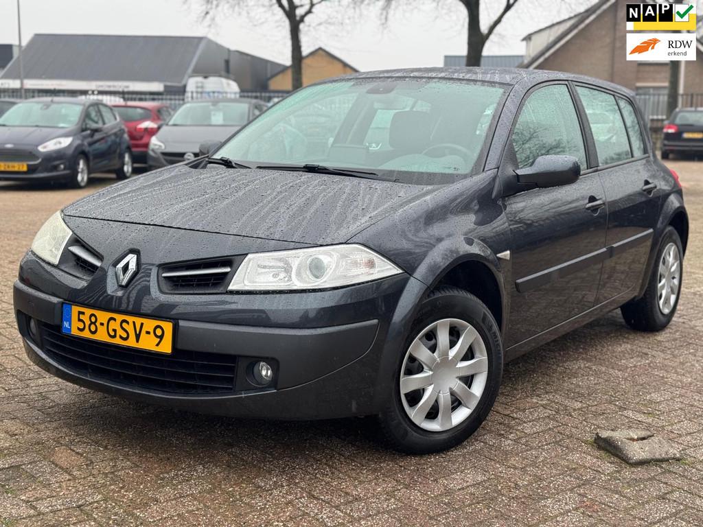 Renault Mégane 1.6-16V Business Line AIRCO NAP APK 04-2027, Auto's, Renault, Voorwielaandrijving, Gebruikt, 4 cilinders, 49 €/maand