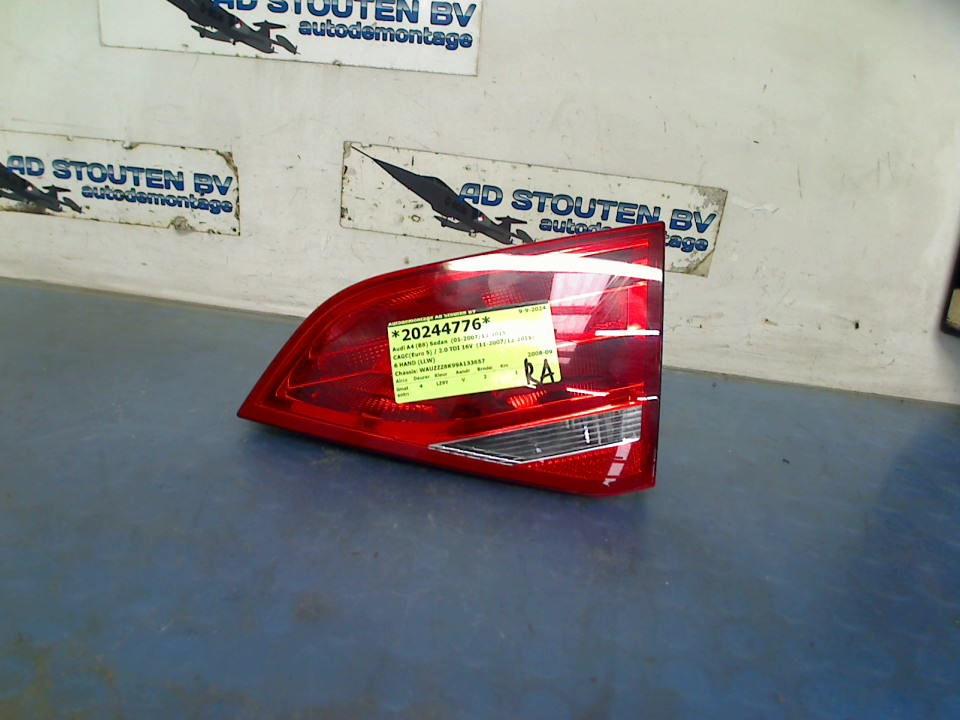 Achterlicht Rechts BINNEN Audi A4 (B8) 2008 8K5945094D, Auto-onderdelen, Verlichting, Gebruikt, Auto-Union-Straße  1, Ingolstadt 85057, , Duitsland