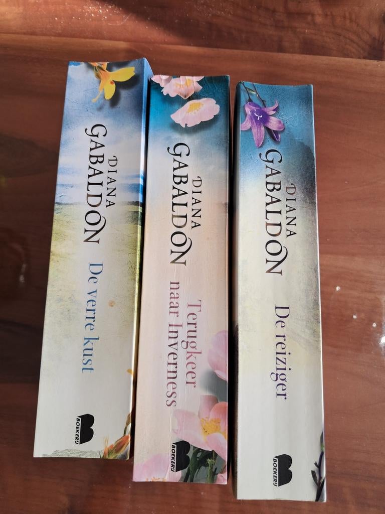 De Reiziger serie - Diana Gabaldon (3 boeken), Ophalen of Verzenden, Gelezen