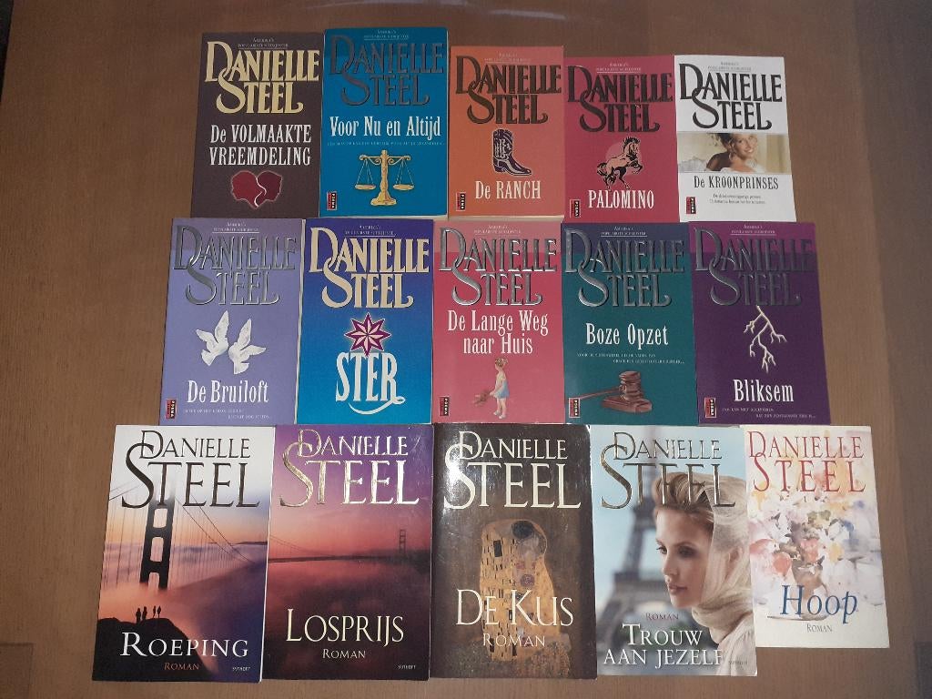 Danielle steel boeken, Ophalen of Verzenden, Zo goed als nieuw, Danielle Steel