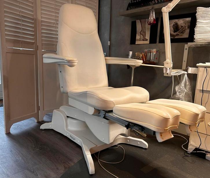 Bentlon platinum pedicure stoel, Diensten en Vakmensen, Schoonheidsspecialisten | Pedicure, Voetverzorging