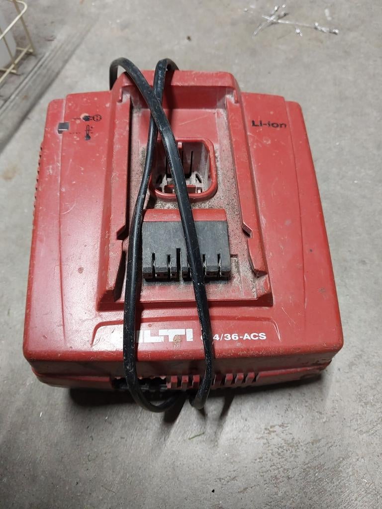 Hilti oplader, Doe-het-zelf en Verbouw, Ophalen of Verzenden