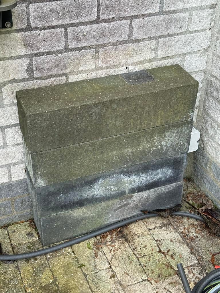 Excluton betonblokken , 4 stuks, Tuin en Terras, Tegels en Klinkers, Ophalen, Gebruikt, Minder dan 5 m², Beton