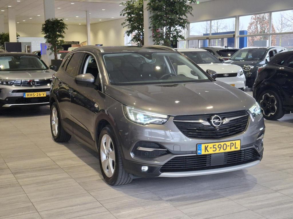 Opel Grandland X 1.6 Turbo Hybrid Business Elegance | Trekha, Auto's, Opel, Euro 6, 4 cilinders, Leder en Stof, Lichtsensor