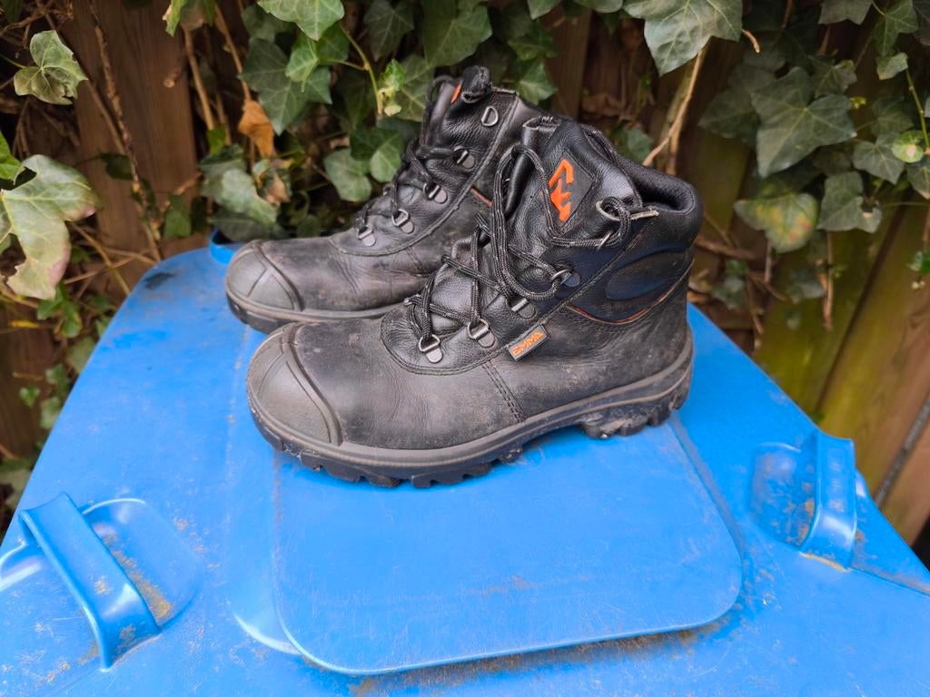 Emma lacus veiligheidsschoenen maat 39, Ophalen, Zo goed als nieuw