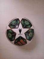 Voetballen, Ophalen of Verzenden, Zo goed als nieuw