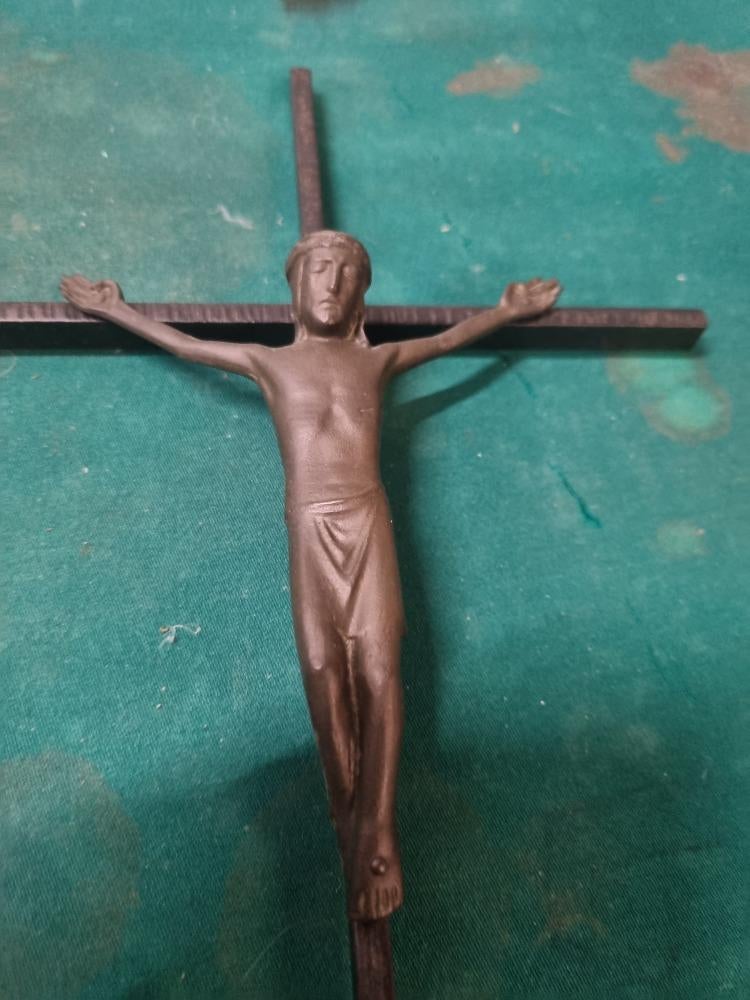 kruisbeeld brons en metaal, Ophalen of Verzenden
