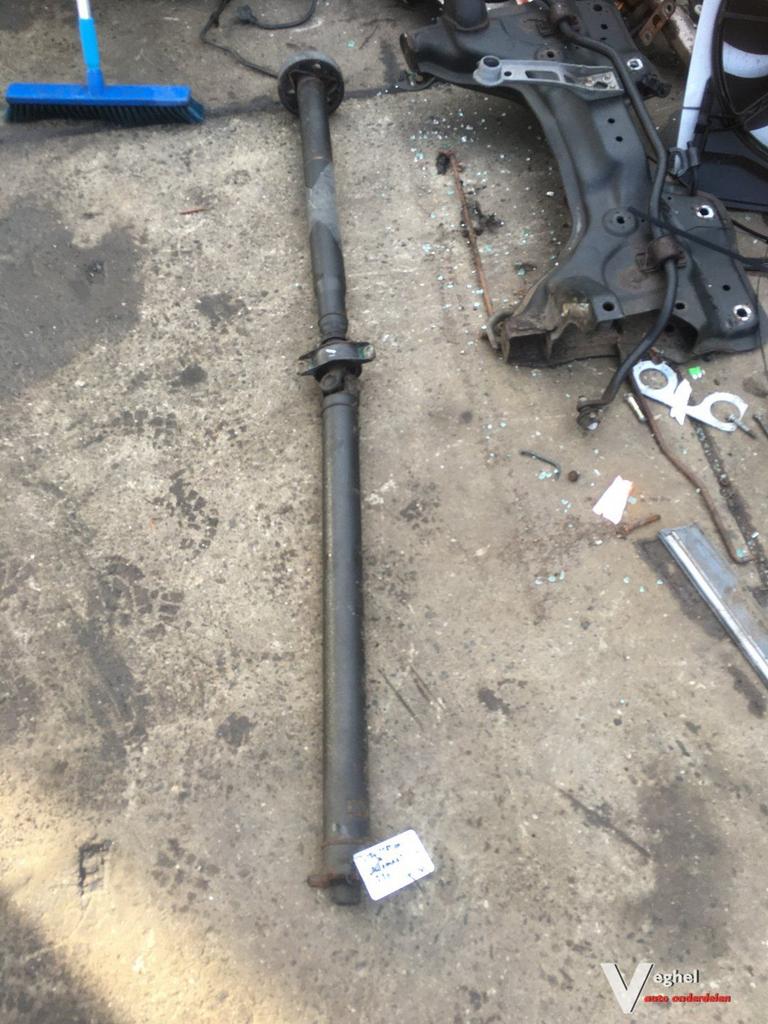 Mercedes W124 Station 230 automaat Tussenas 1991, Auto-onderdelen, Transmissie en Toebehoren, Ophalen, Gebruikt, -, -