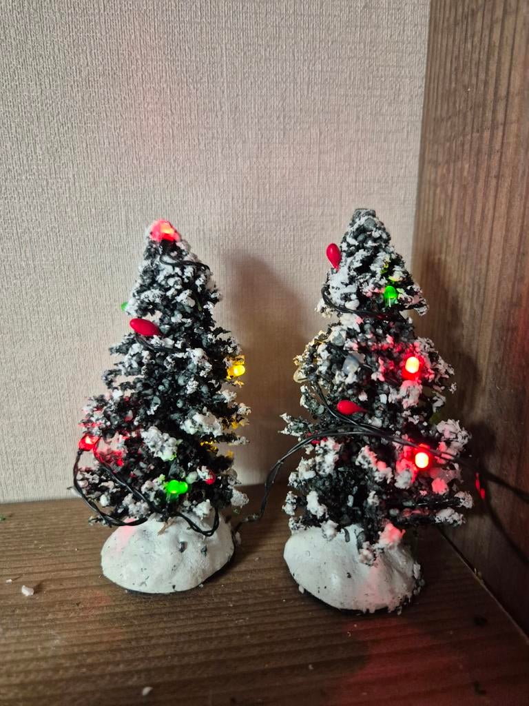 Kerstdorp set mooie verlichte boompjes kersthuisjes, Diversen, Ophalen of Verzenden, Zo goed als nieuw