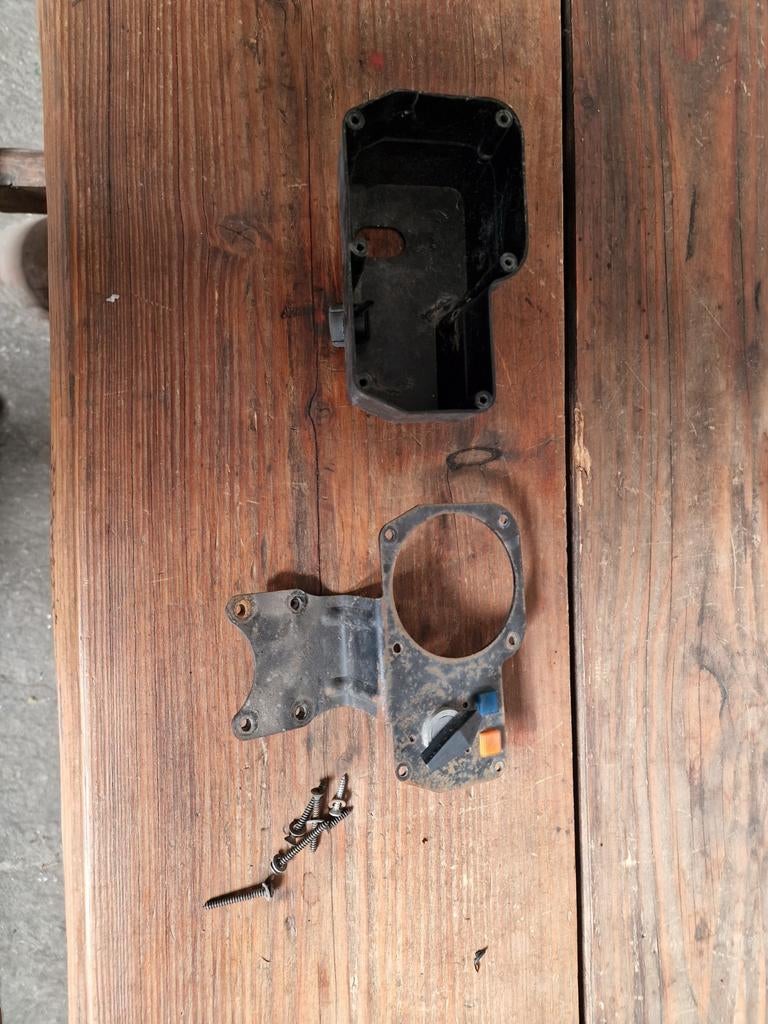 Zündapp 448 Hai Cockpithuis onderdelen. Merit contactslot., Fietsen en Brommers, Ophalen of Verzenden, Gebruikt, Overige typen