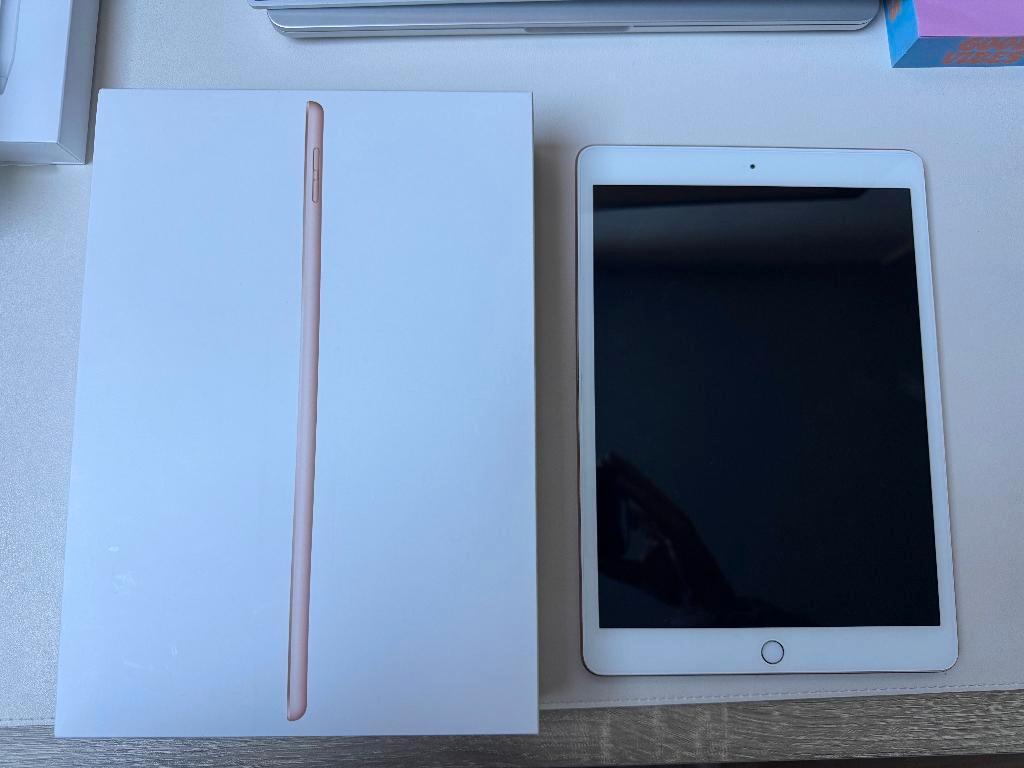 Apple Ipad 8e gen generatie ZGAN, Rose Goud, 32 GB, Apple iPad, Zo goed als nieuw