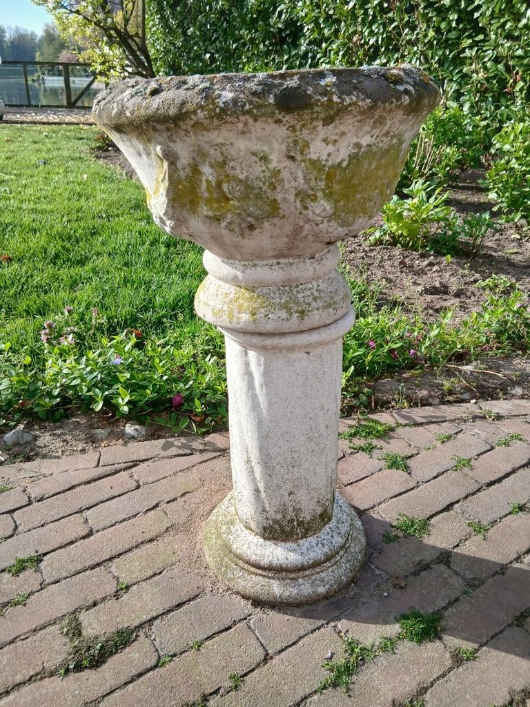 Bloempot op zuijl, Ophalen of Verzenden