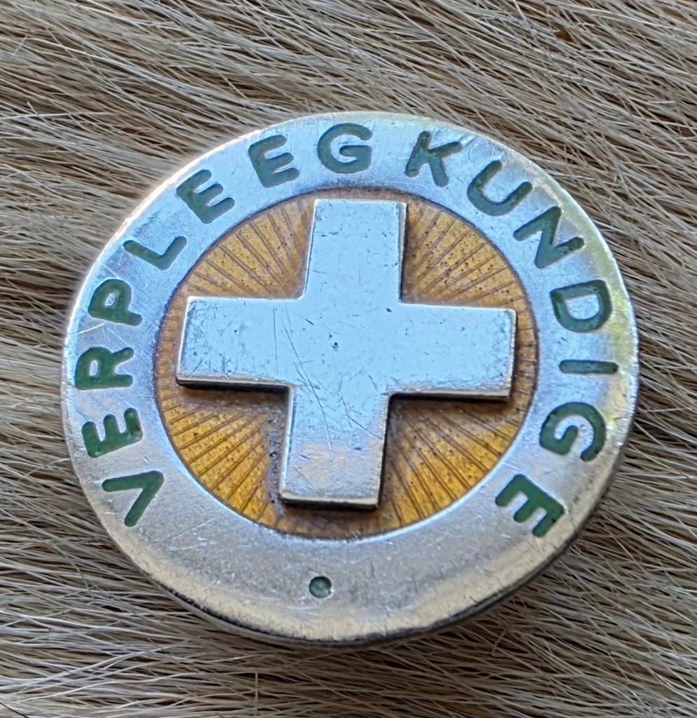 Zilveren VERPLEEGKUNDIGE speld, Verzamelen, Ophalen of Verzenden, Overige onderwerpen