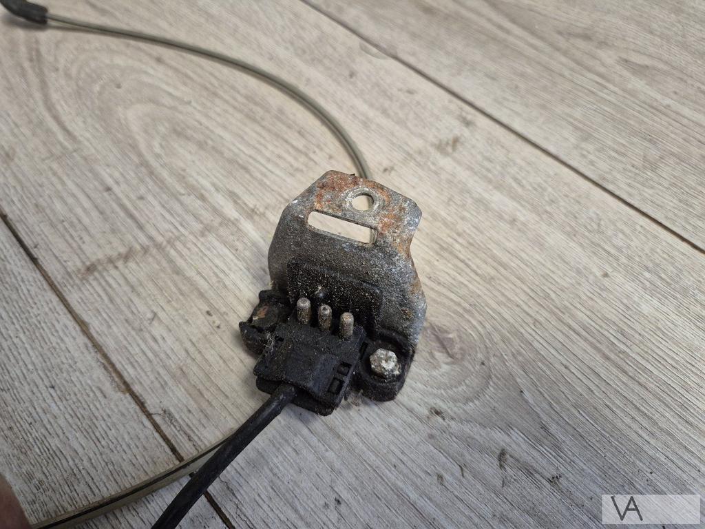 Mercedes 190 W201 / W124 gasklephuis met sensor 0065451824, Auto-onderdelen, Brandstofsystemen, Gebruikt, -, Ophalen of Verzenden